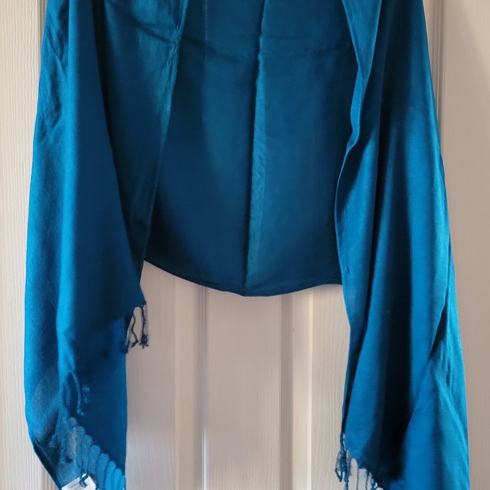 Scarves - Picture 2 of 3
